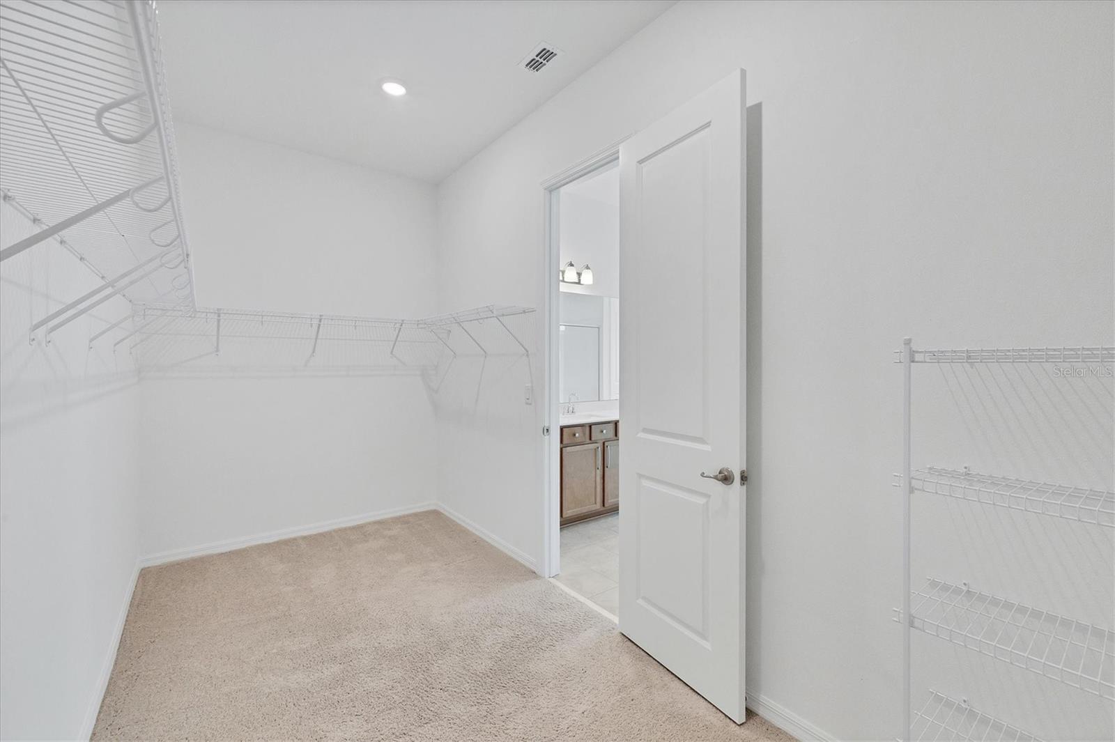 Image 25 of 45 For 7228 Great Egret Boulevard