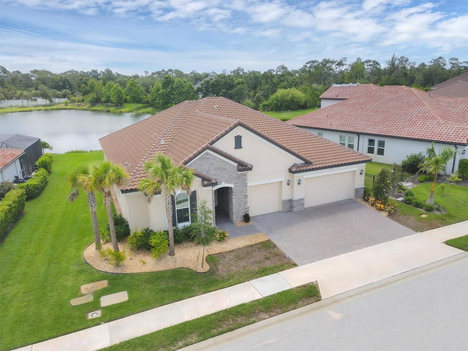 Image 3 of 45 For 7228 Great Egret Boulevard