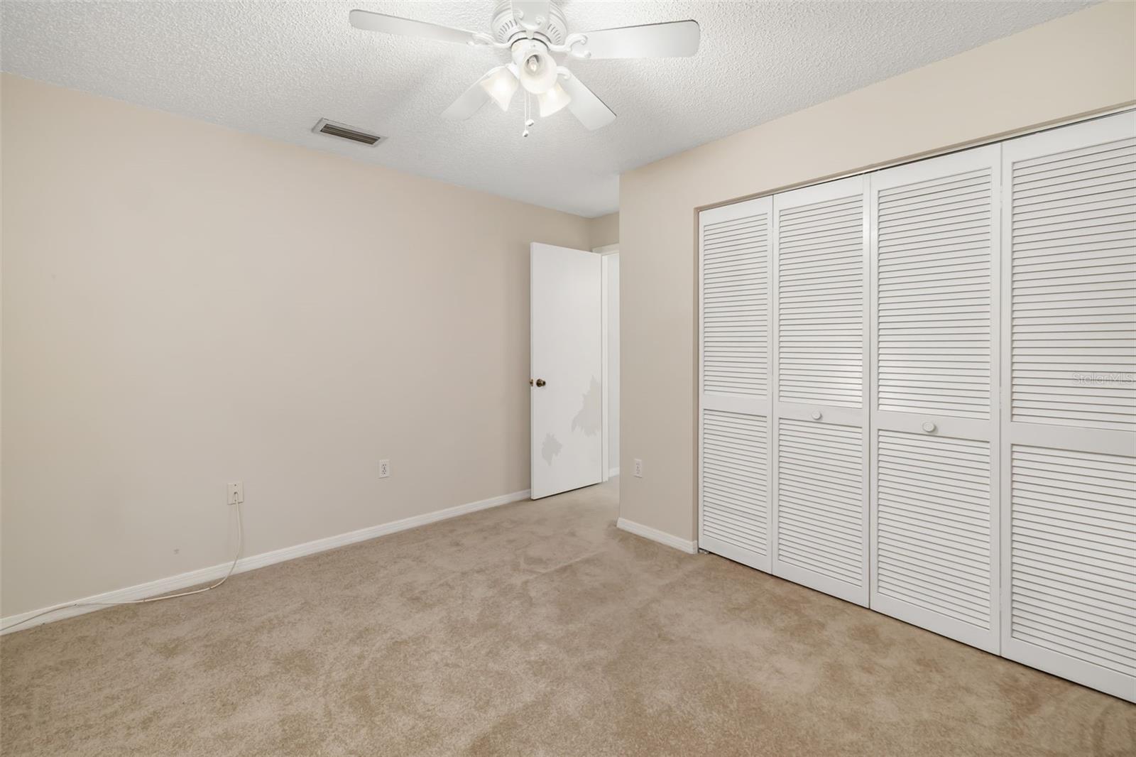 Image 25 of 47 For 5462 Cynthia Lane