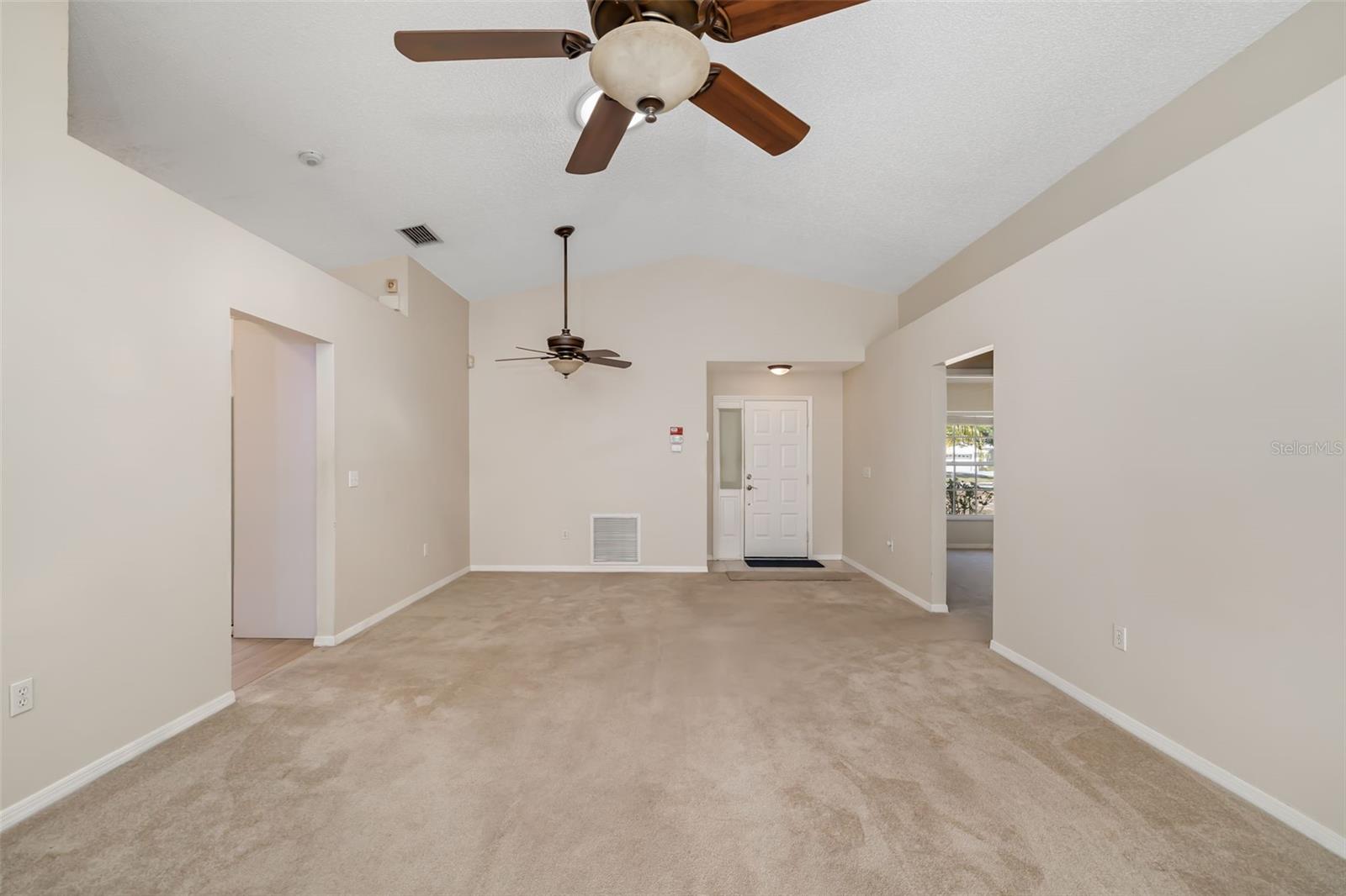 Image 8 of 47 For 5462 Cynthia Lane