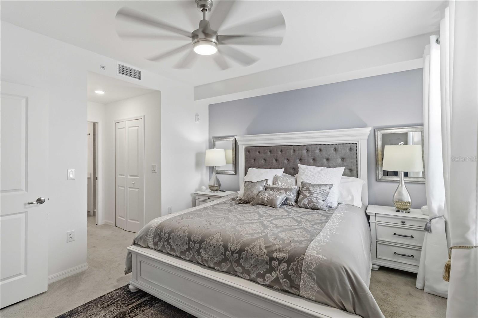 Image 18 of 51 For 12140 Wellen Golf Street 208