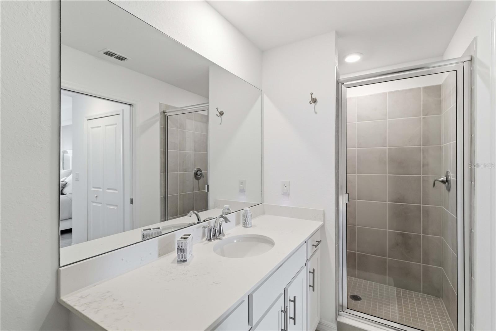 Image 19 of 51 For 12140 Wellen Golf Street 208