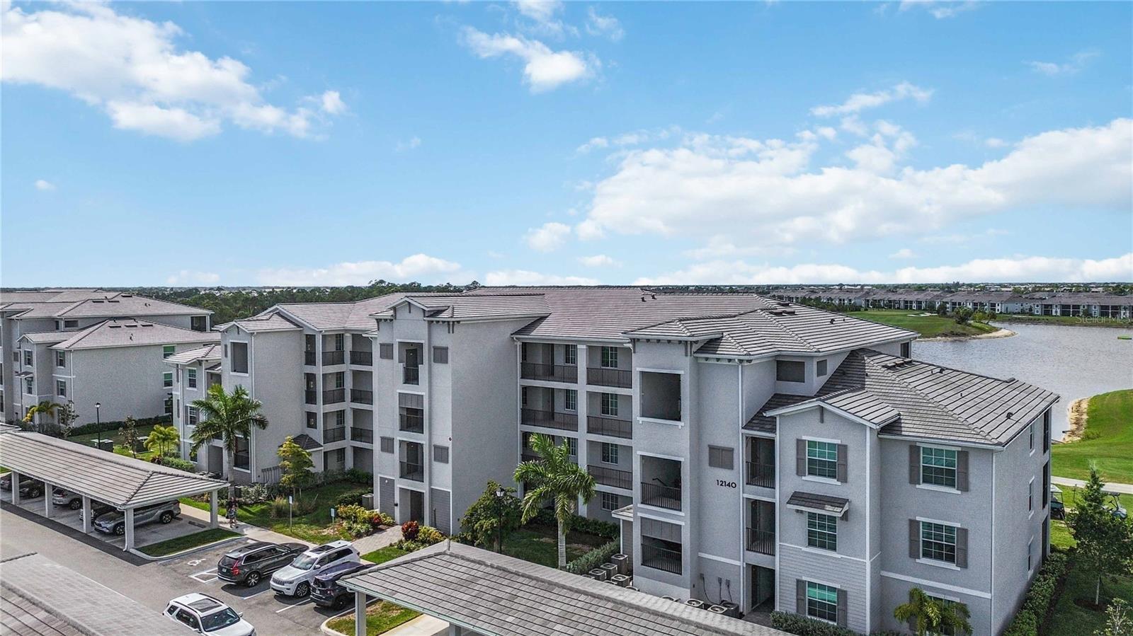 Image 32 of 51 For 12140 Wellen Golf Street 208