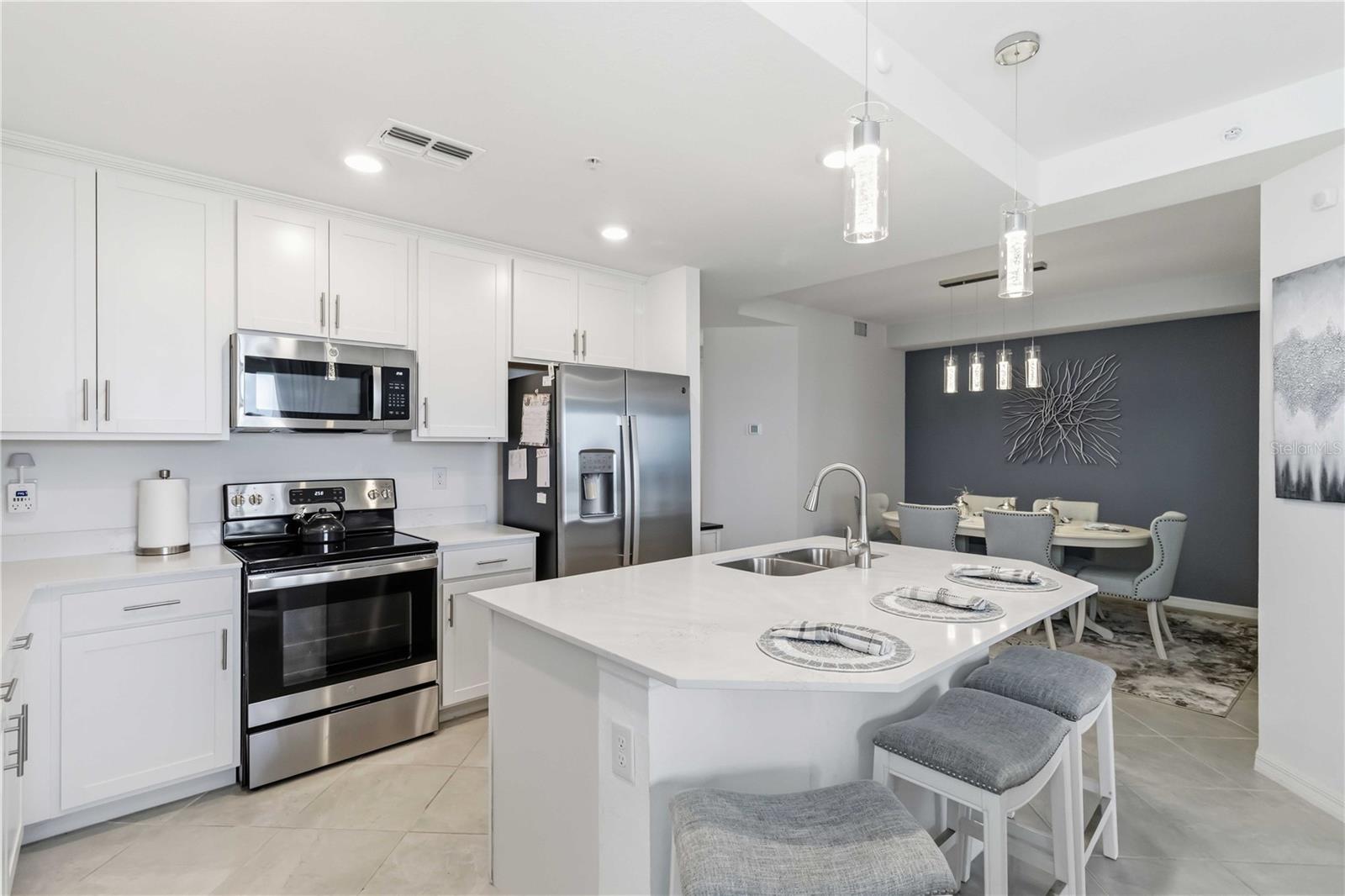 Image 9 of 51 For 12140 Wellen Golf Street 208