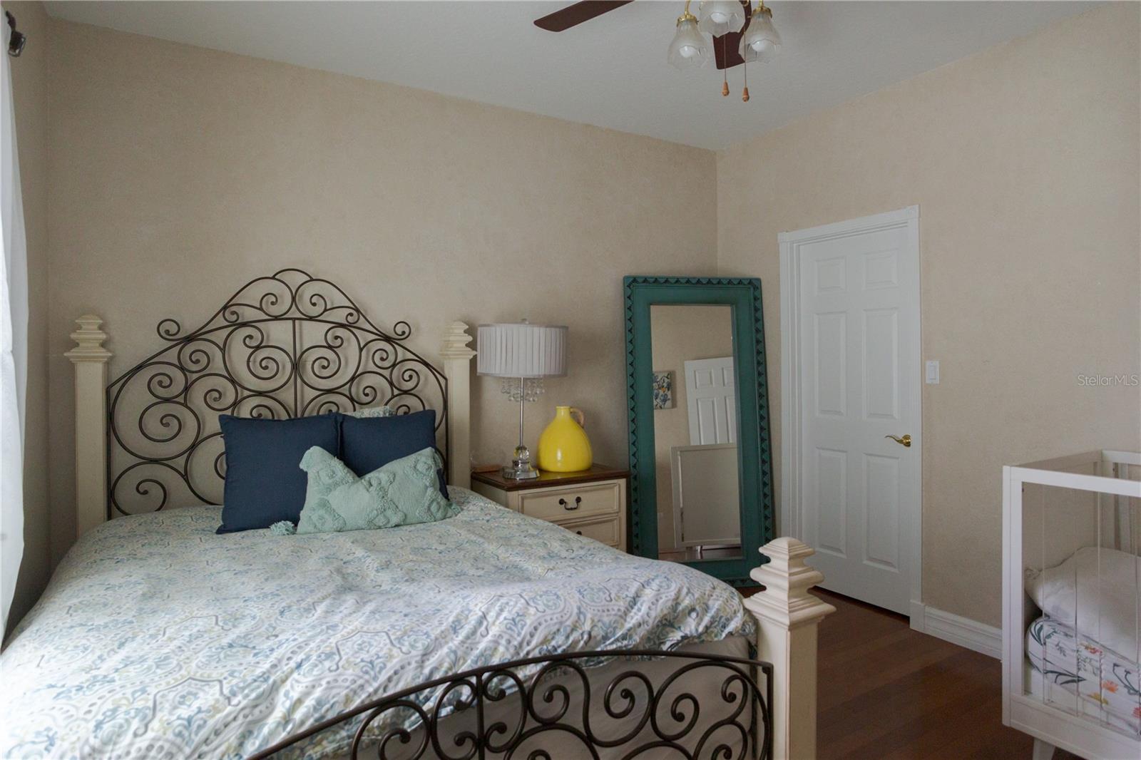 Image 23 of 28 For 8445 Shady Glen Drive