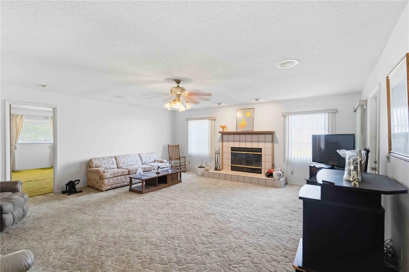 Image 17 of 25 For 1601 4th Avenue W