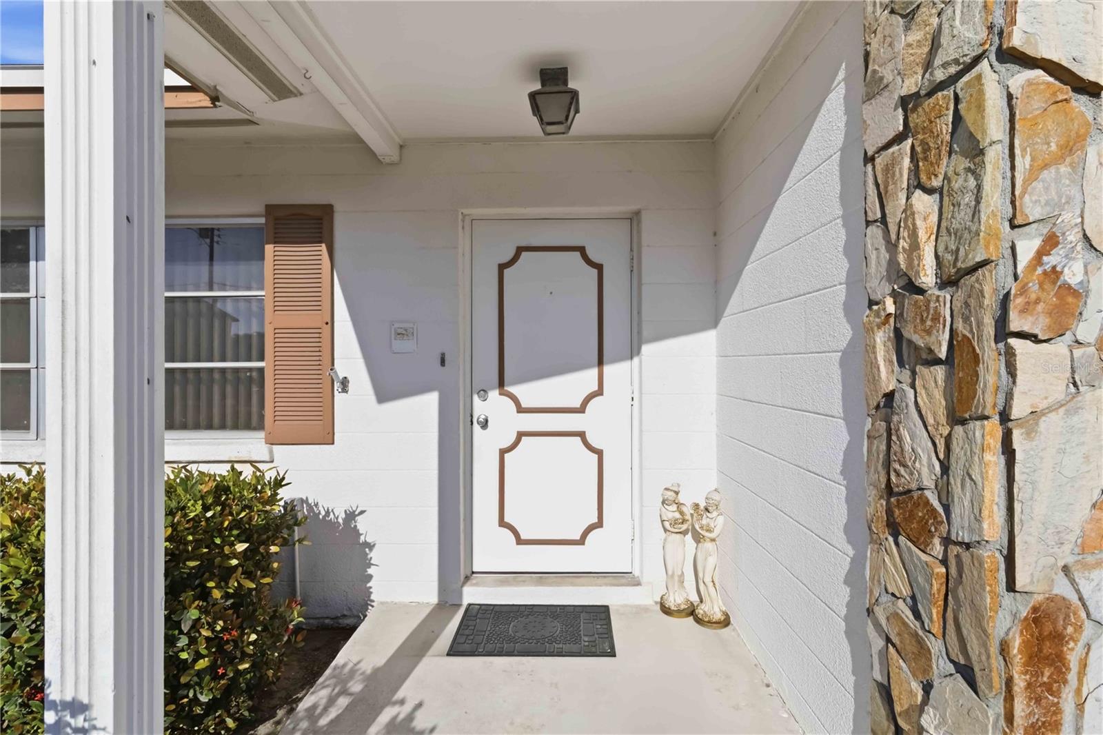 Image 4 of 25 For 1601 4th Avenue W