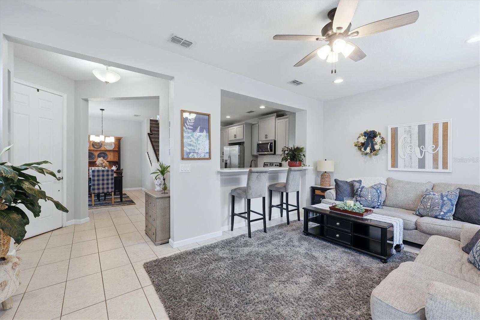 Image 10 of 40 For 5552 Pleasantview Court