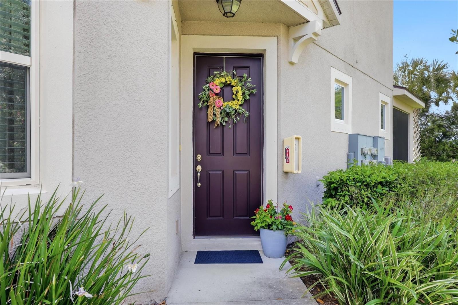 Image 4 of 40 For 5552 Pleasantview Court
