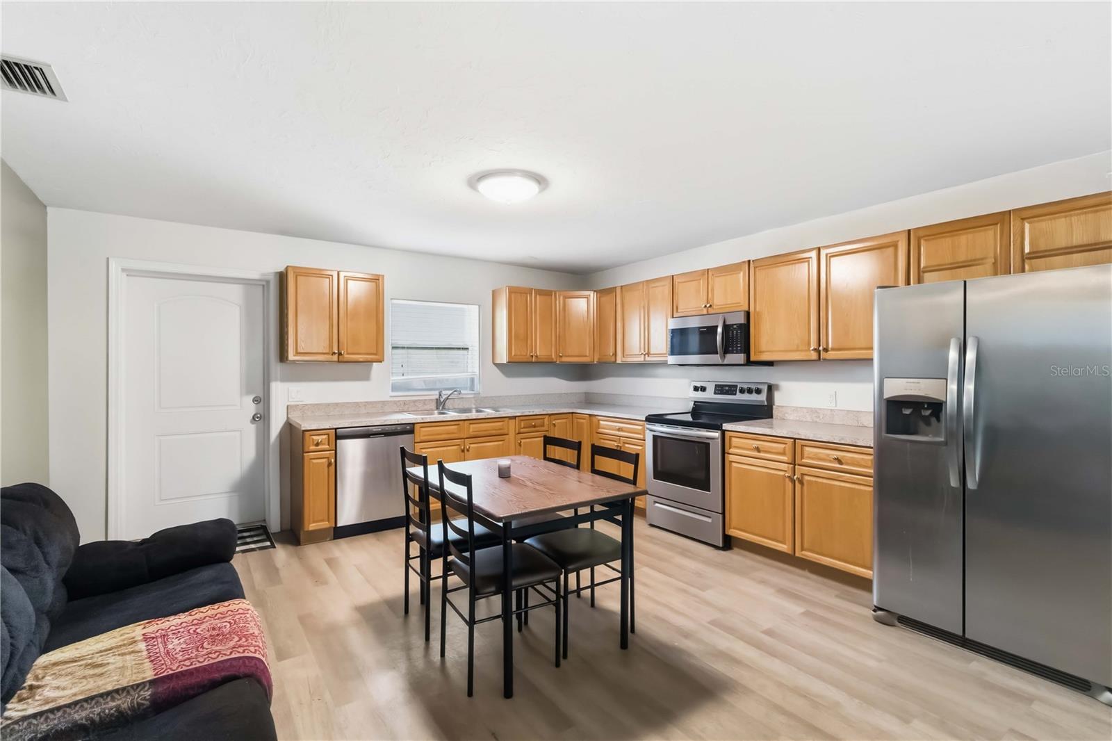 Image 8 of 23 For 2311 54th Avenue Drive W