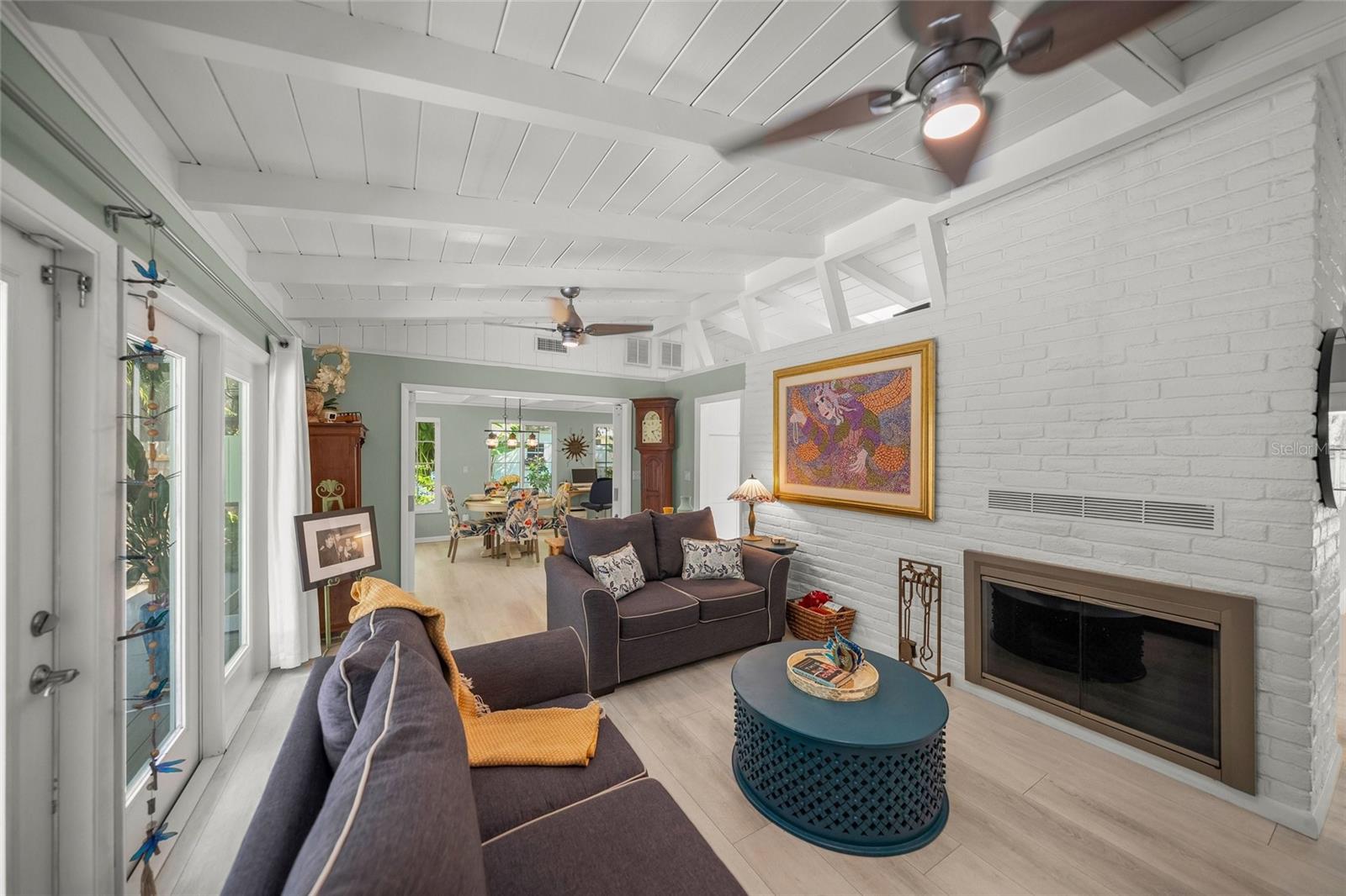 Image 12 of 66 For 3424 Old Oak Drive