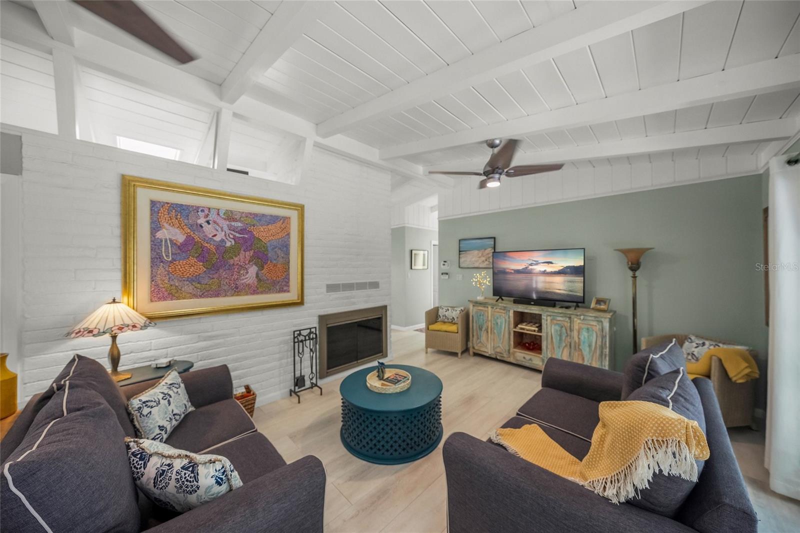 Image 14 of 66 For 3424 Old Oak Drive