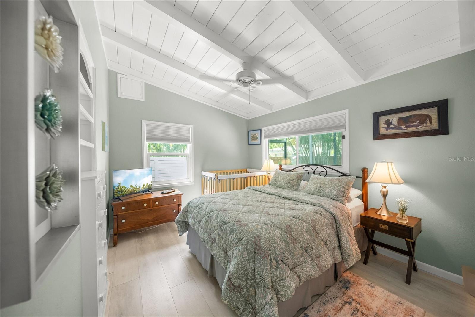 Image 25 of 66 For 3424 Old Oak Drive