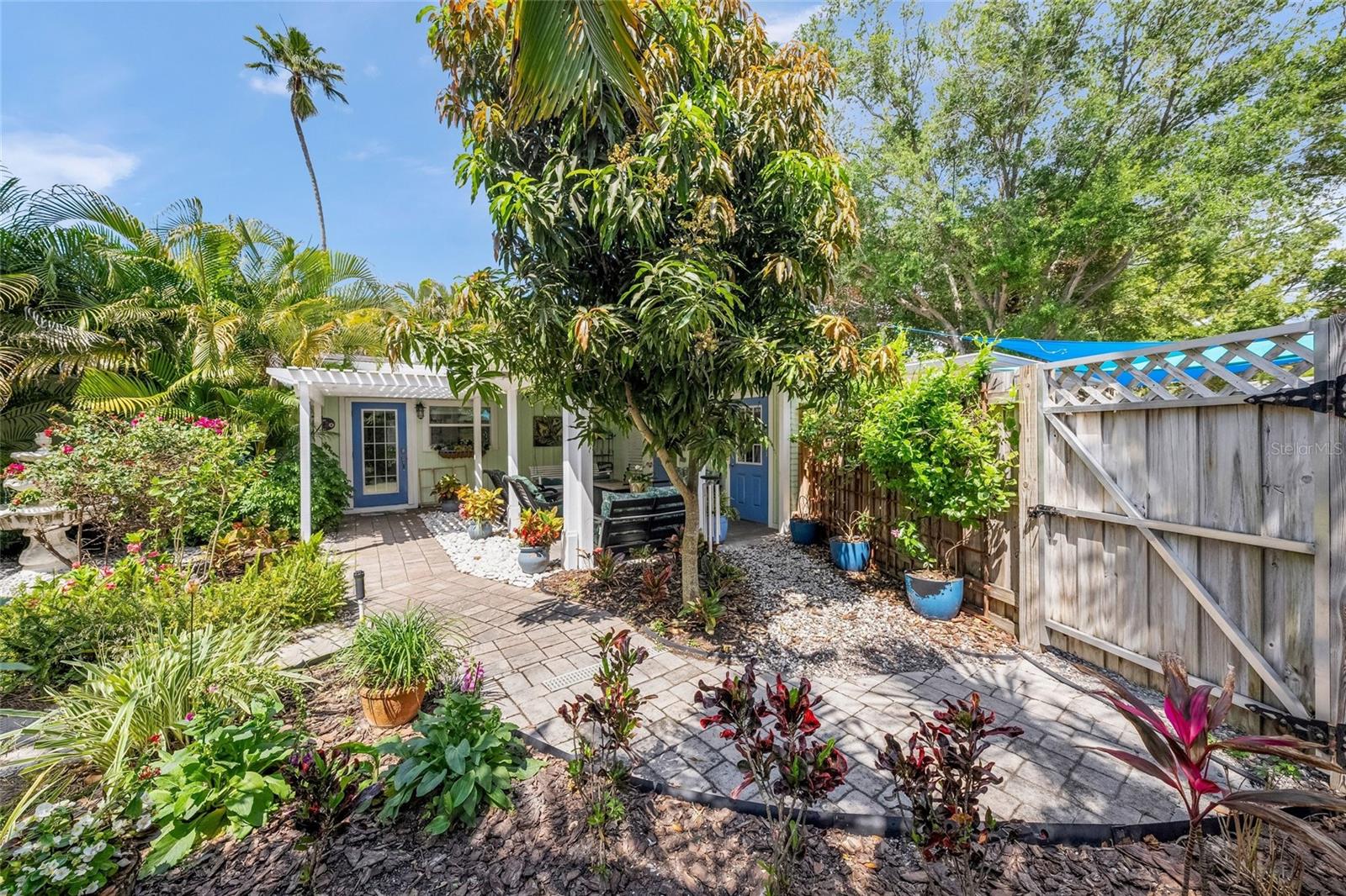 Image 3 of 66 For 3424 Old Oak Drive