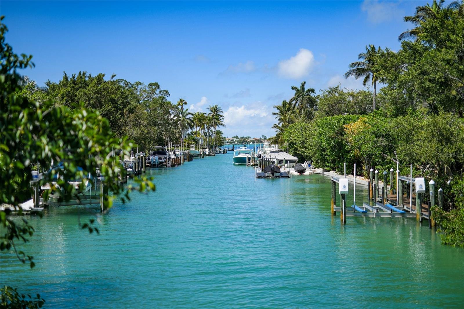 Image 47 of 66 For 3424 Old Oak Drive