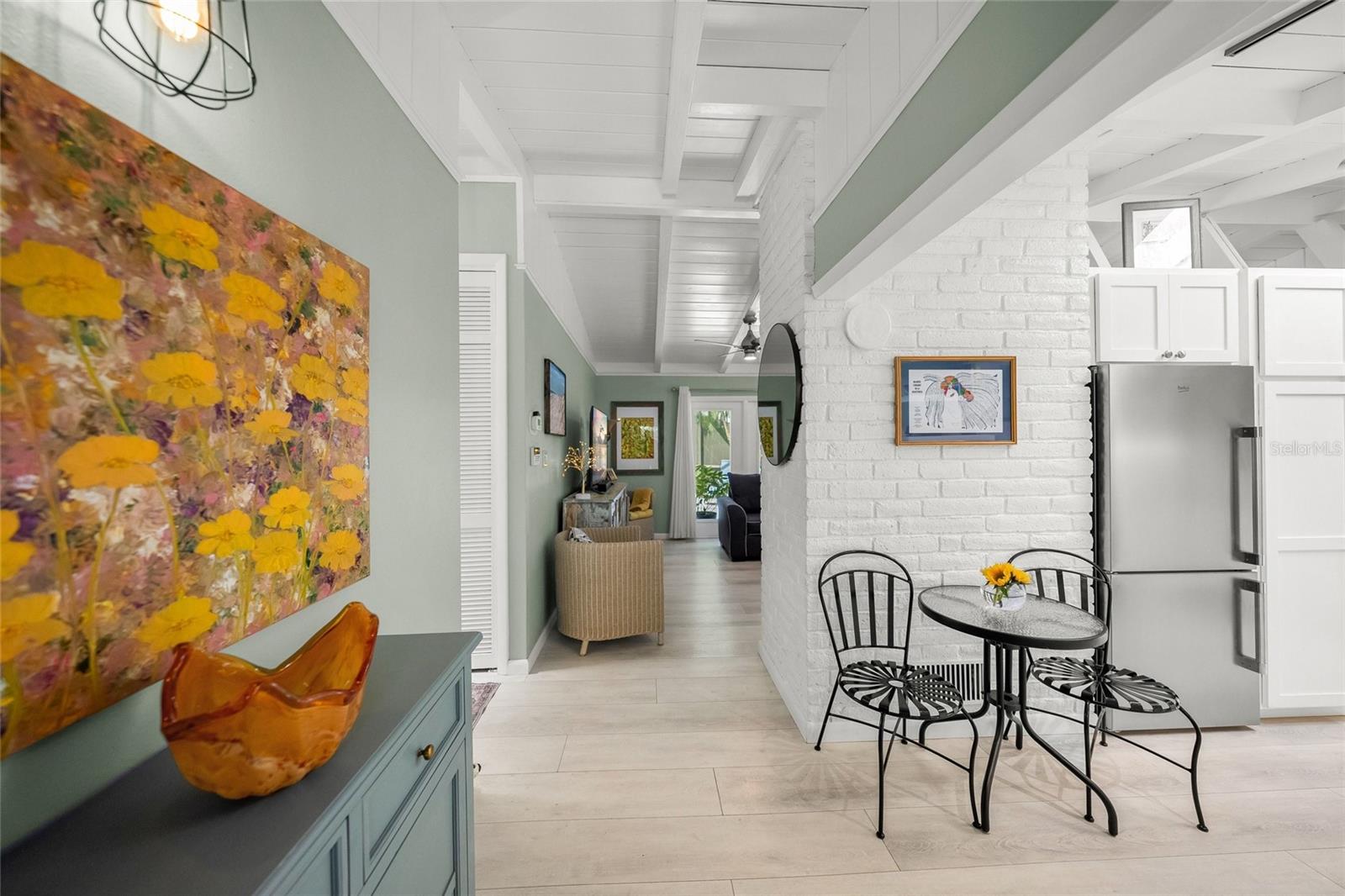 Image 7 of 66 For 3424 Old Oak Drive