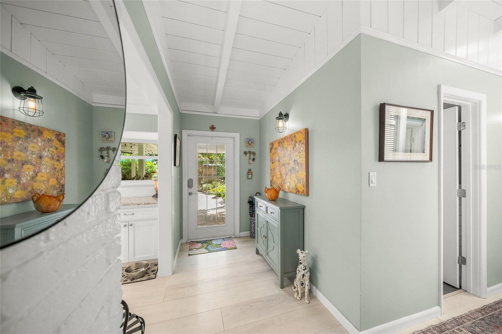 Image 8 of 66 For 3424 Old Oak Drive