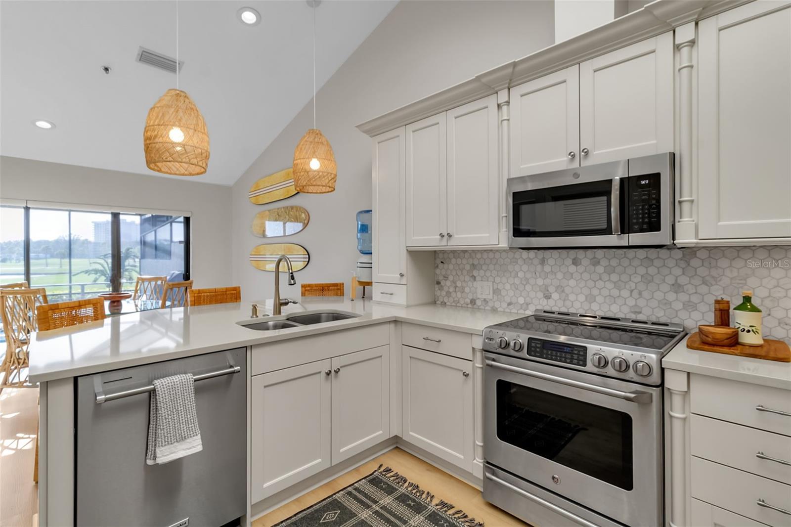 Image 12 of 52 For 2341 Harbour Oaks Drive