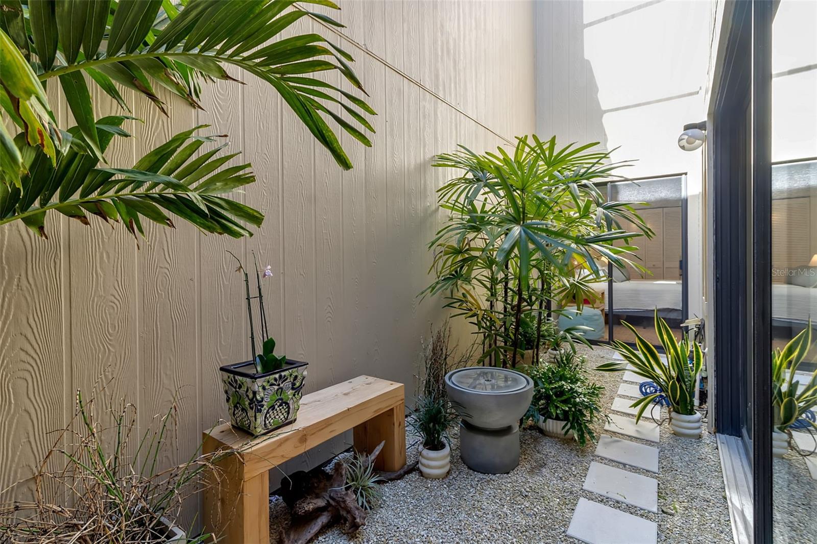 Image 17 of 52 For 2341 Harbour Oaks Drive