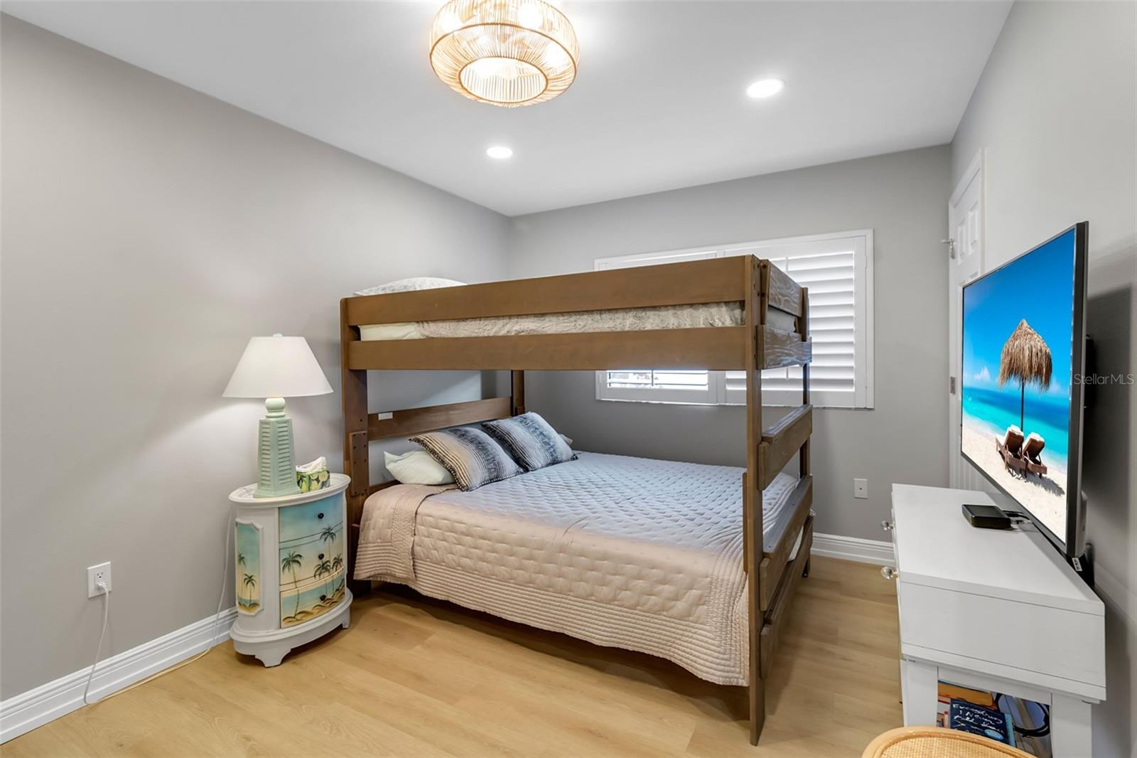 Image 25 of 52 For 2341 Harbour Oaks Drive