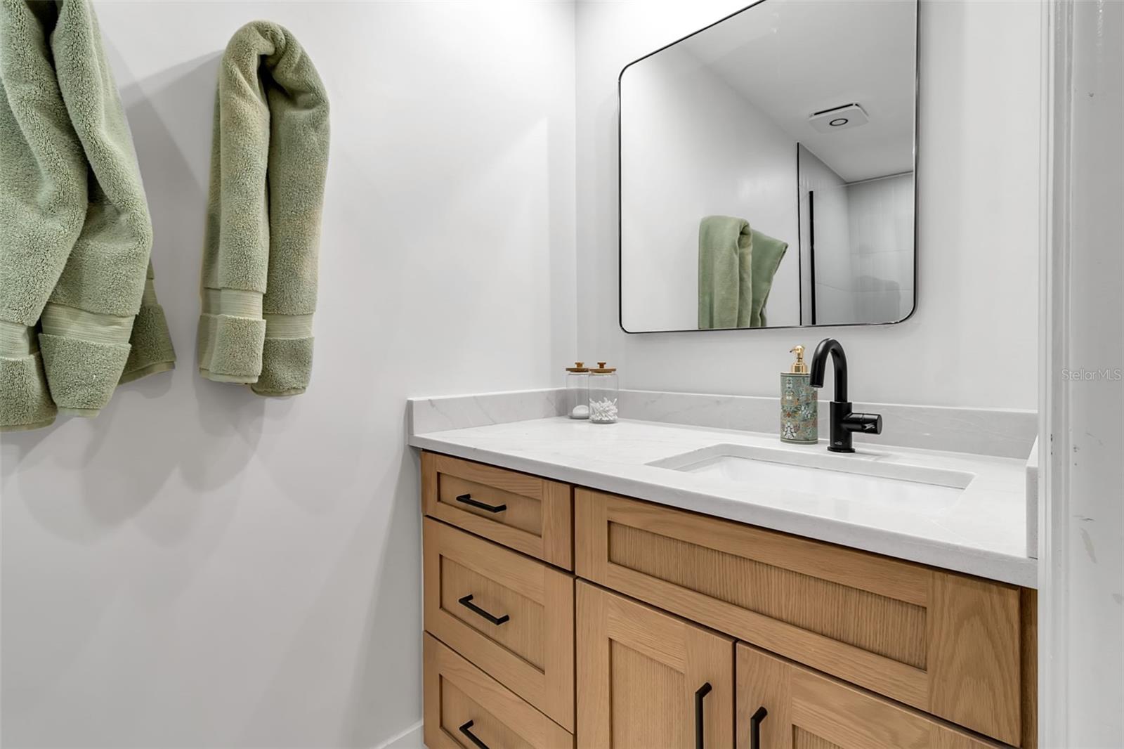 Image 26 of 52 For 2341 Harbour Oaks Drive