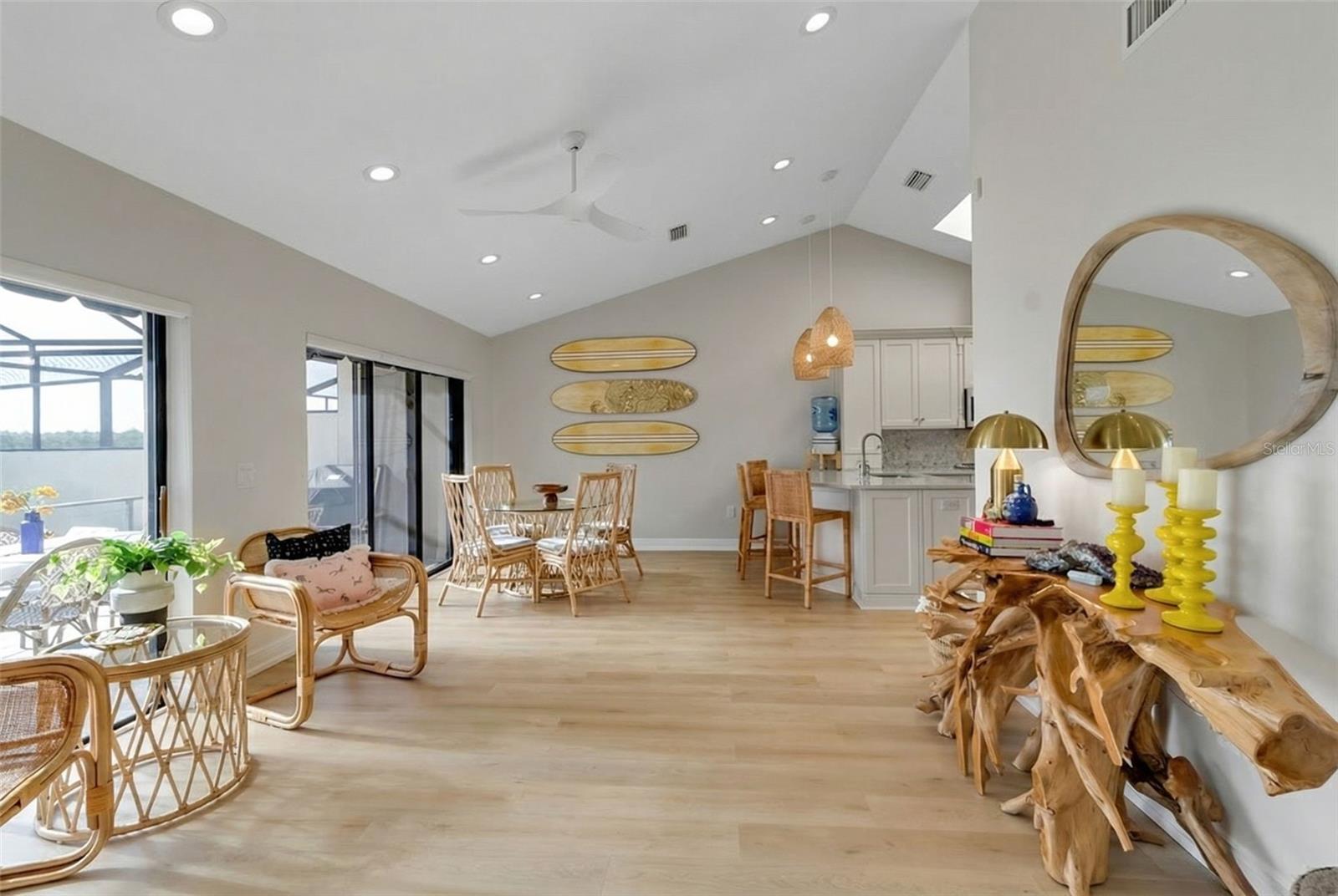 Image 7 of 52 For 2341 Harbour Oaks Drive