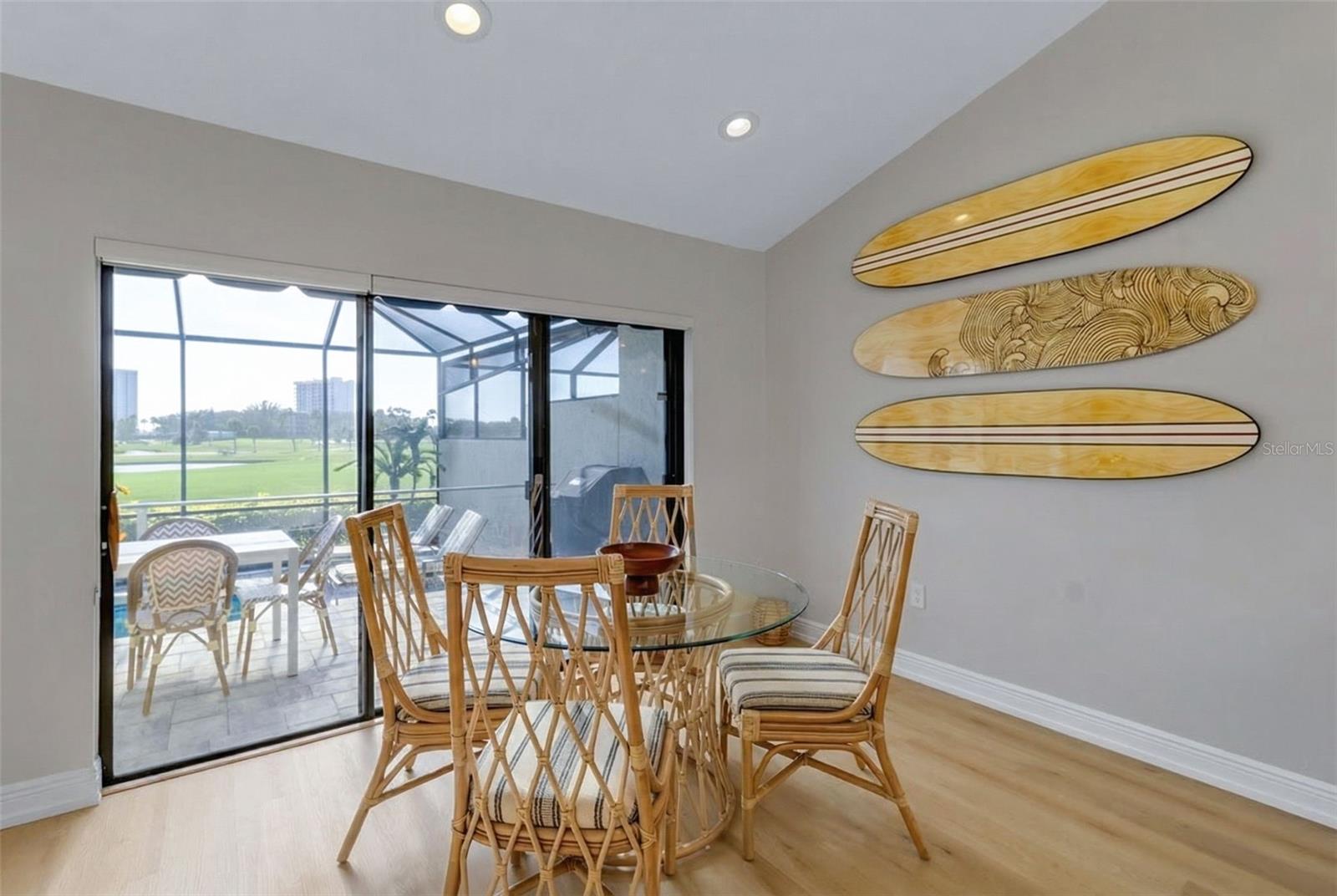 Image 9 of 52 For 2341 Harbour Oaks Drive