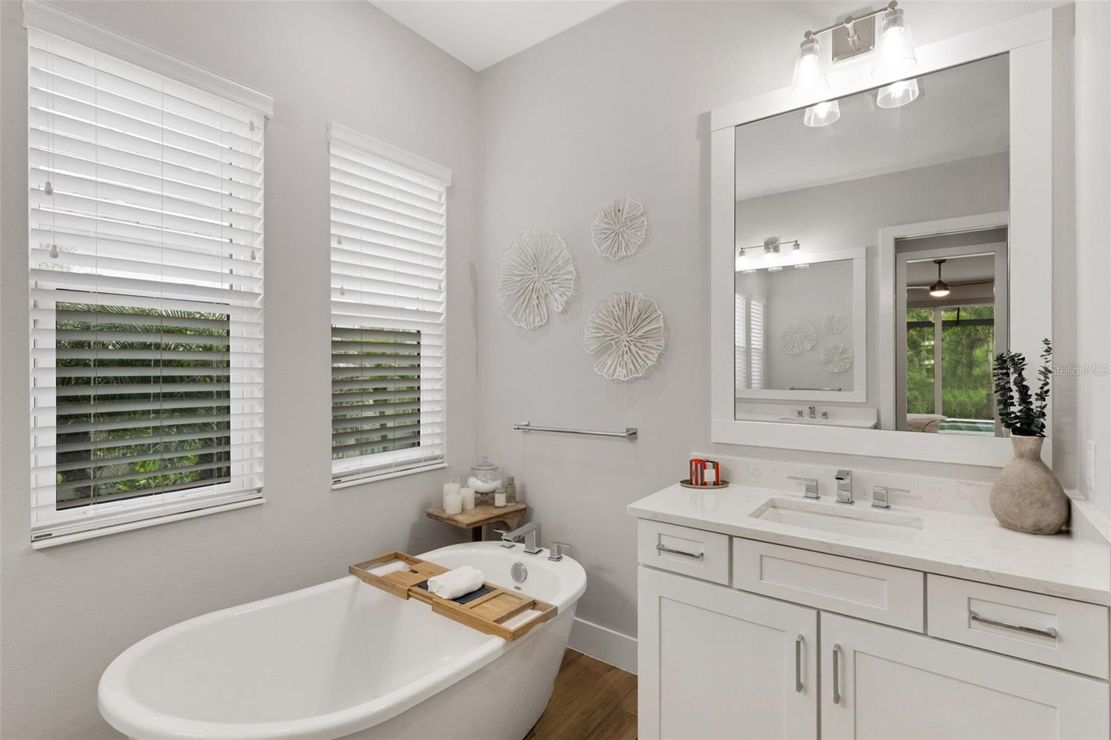 Image 25 of 87 For 8145 Grande Shores Drive