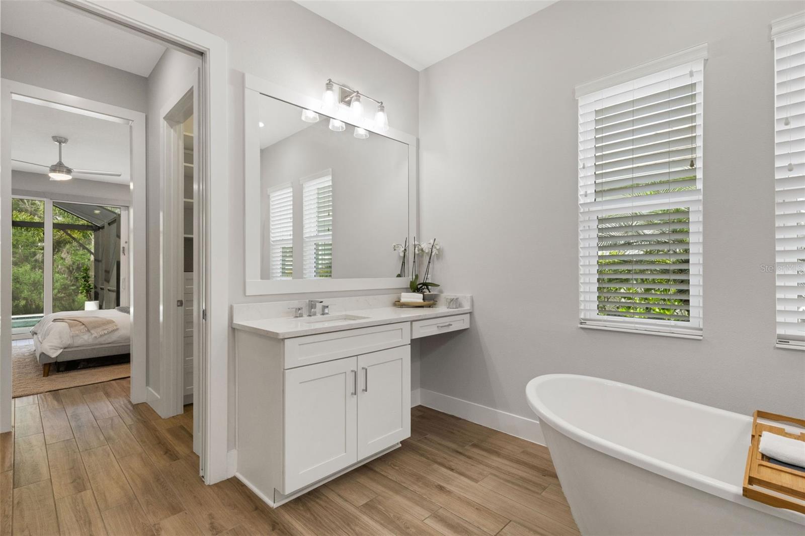 Image 27 of 87 For 8145 Grande Shores Drive