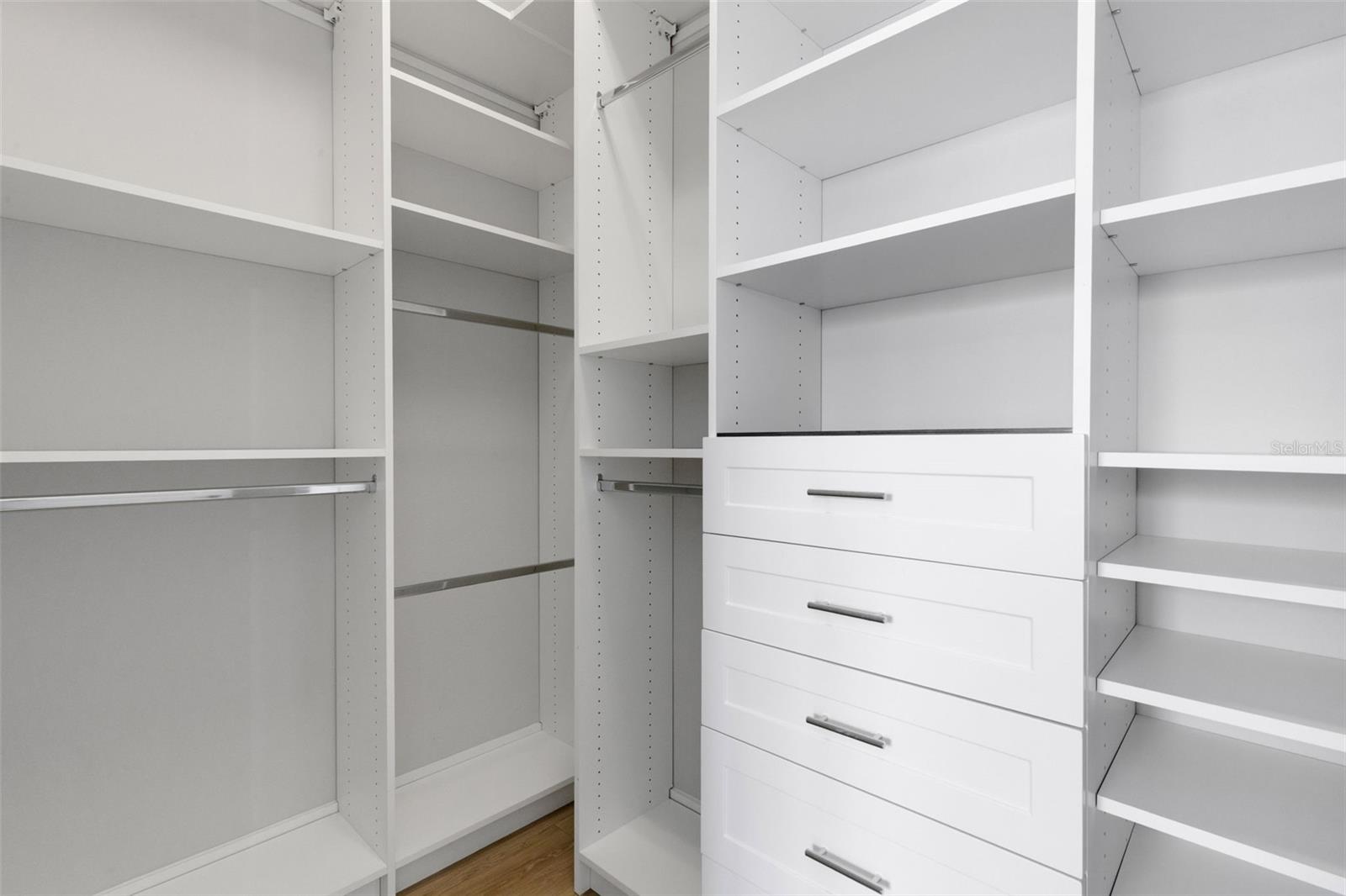 Image 35 of 87 For 8145 Grande Shores Drive