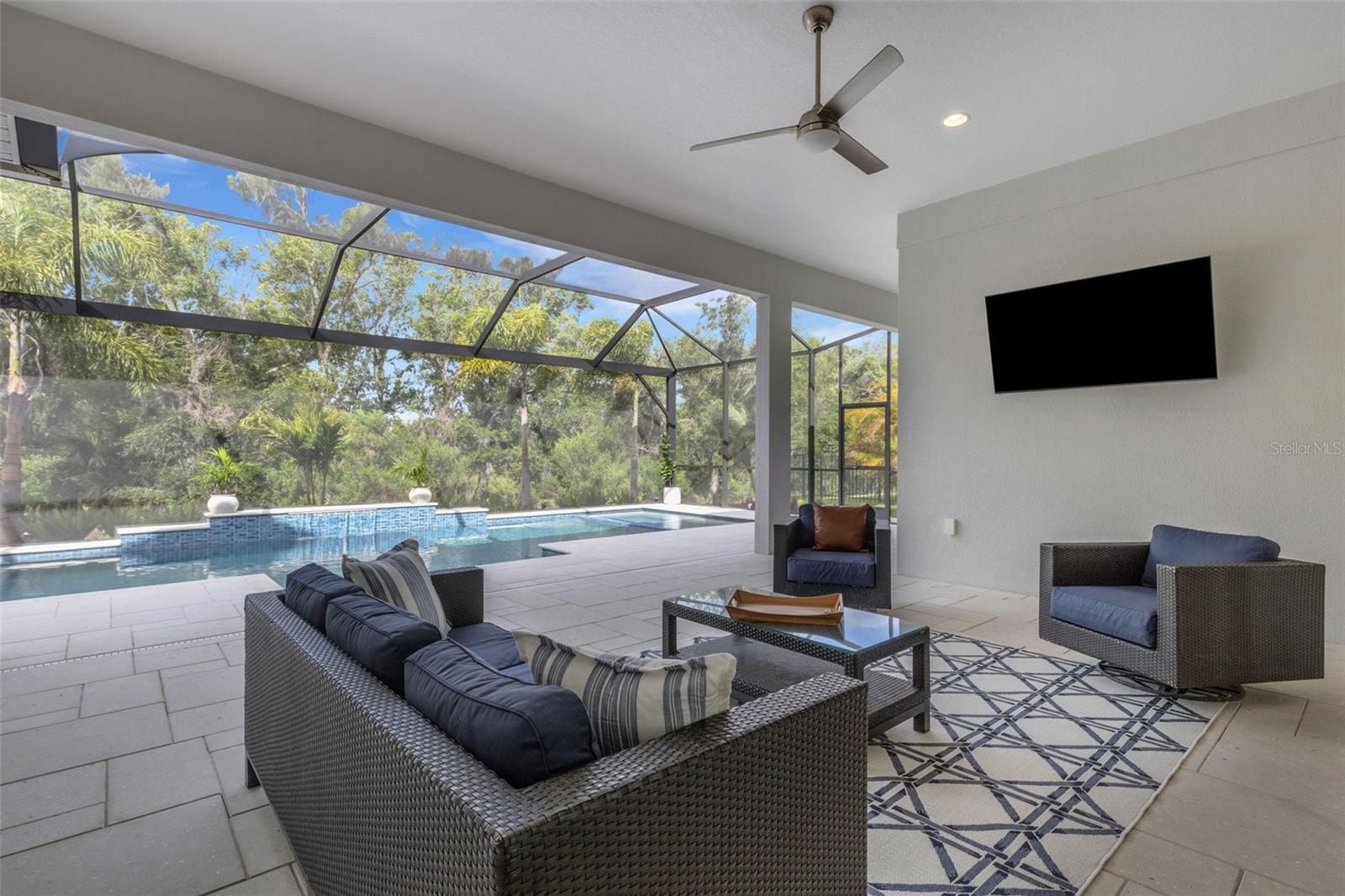 Image 36 of 87 For 8145 Grande Shores Drive