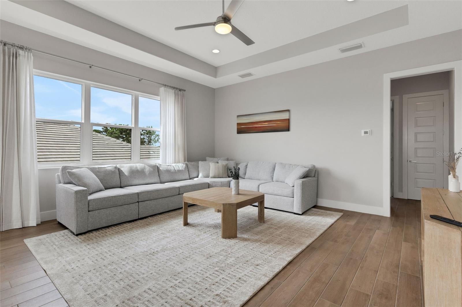 Image 50 of 87 For 8145 Grande Shores Drive