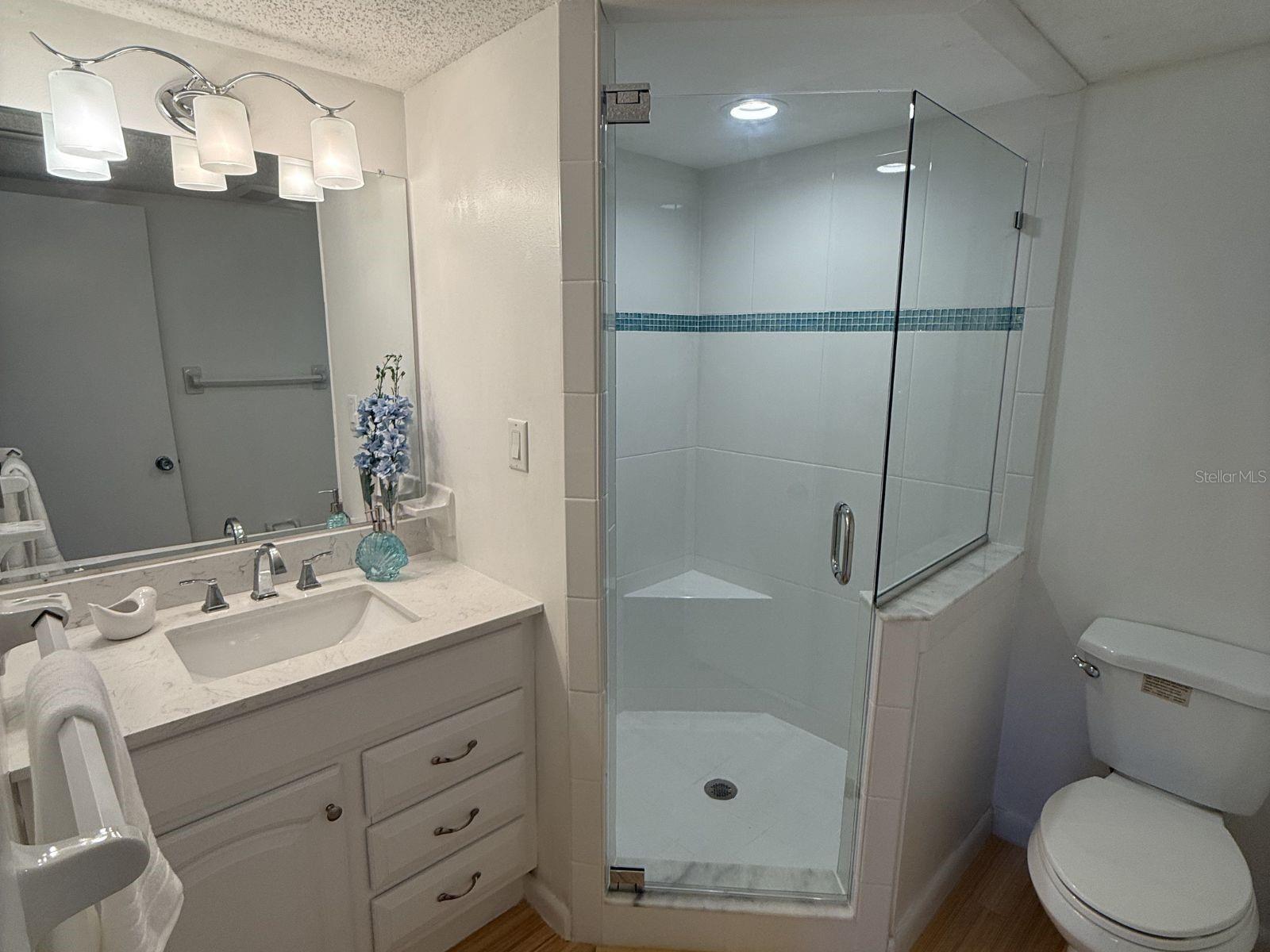 Image 16 of 34 For 3987 Maceachen Boulevard 133