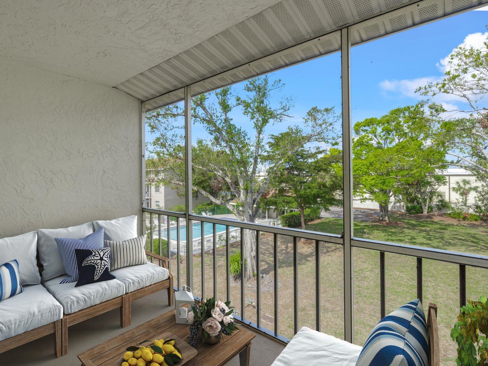 Image 21 of 34 For 3987 Maceachen Boulevard 133