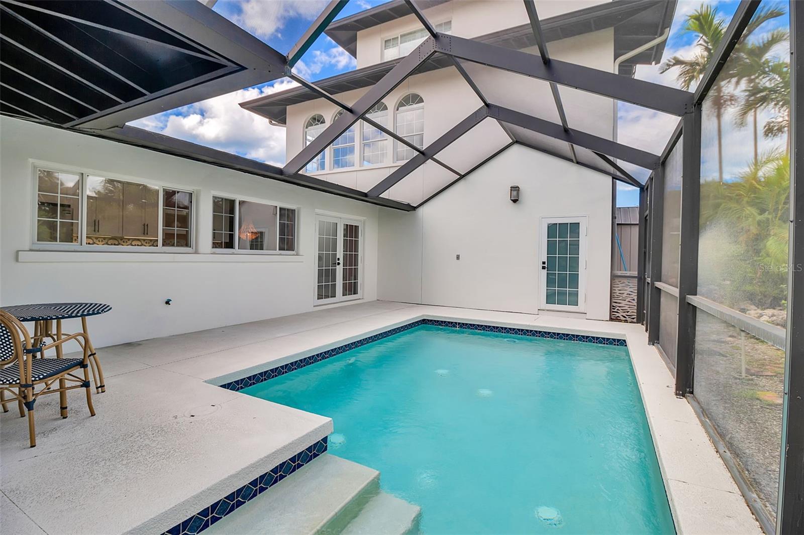 Image 15 of 53 For 608 Gardenia Drive