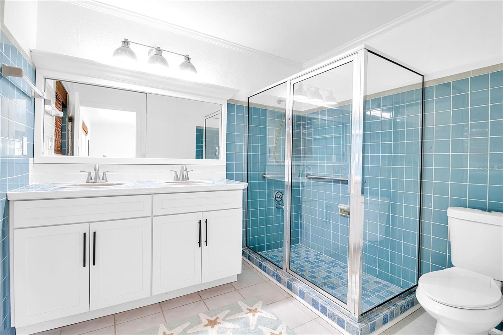 Image 25 of 53 For 608 Gardenia Drive