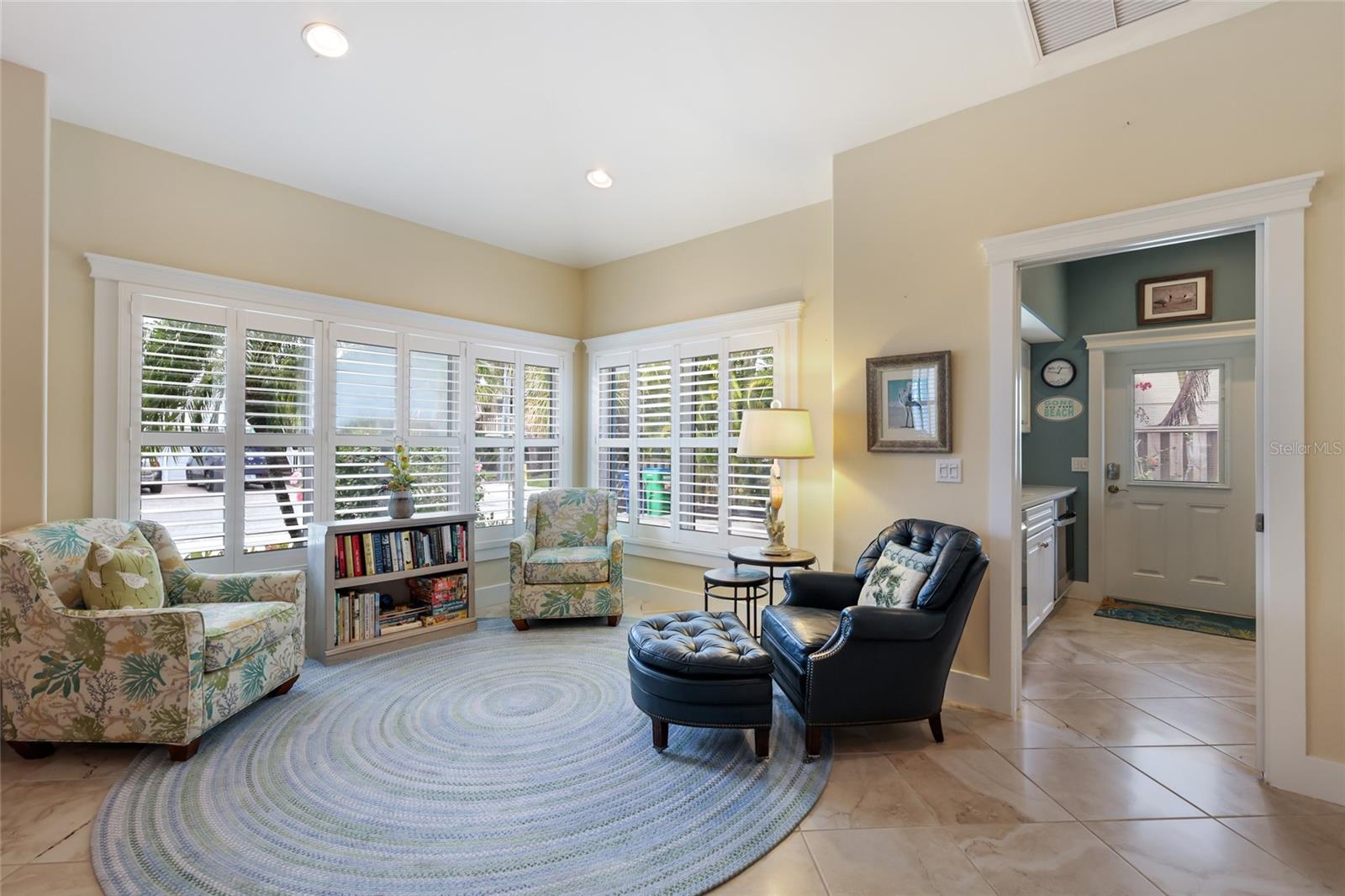 Image 14 of 57 For 5701 Carissa Street