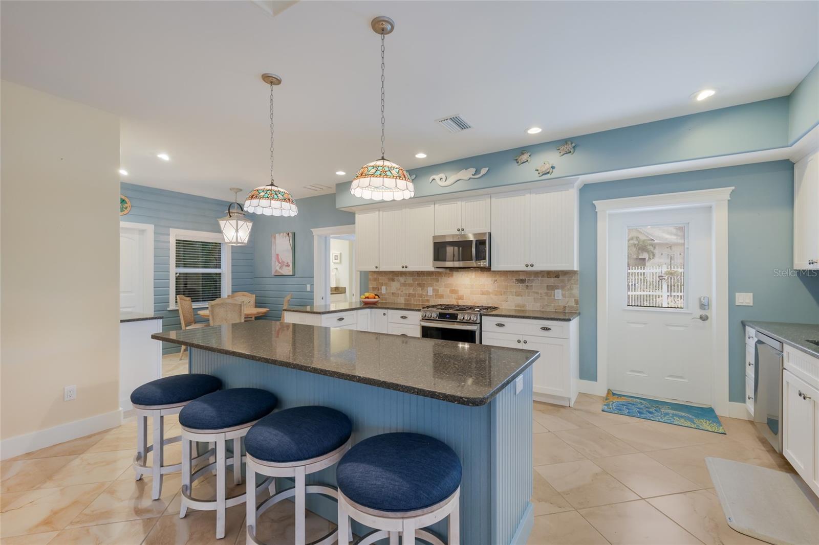 Image 18 of 57 For 5701 Carissa Street