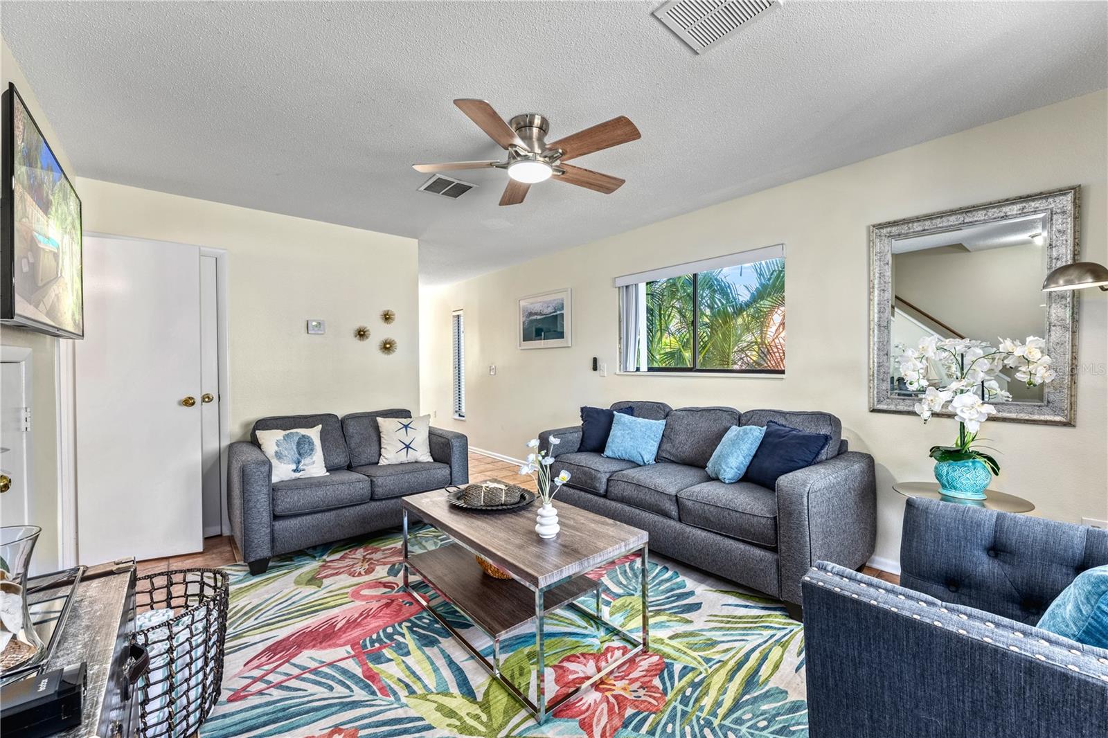 Image 24 of 70 For 312 Canal Road