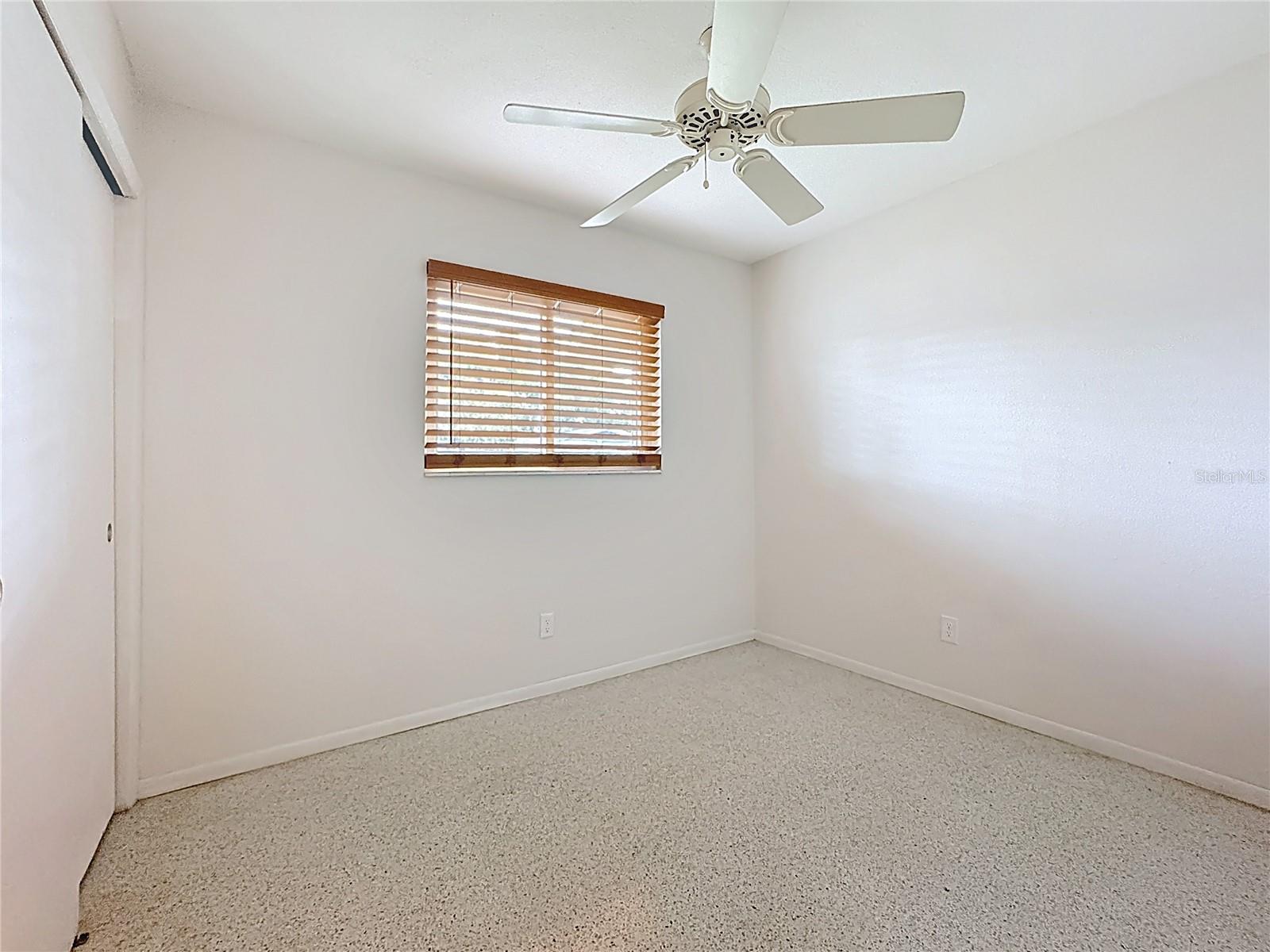 Image 13 of 33 For 5803 21st Street W