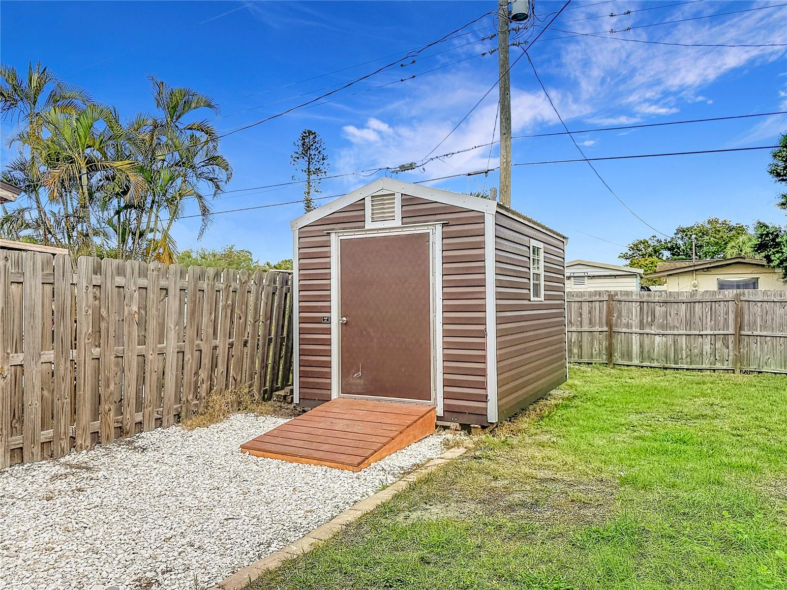 Image 27 of 33 For 5803 21st Street W