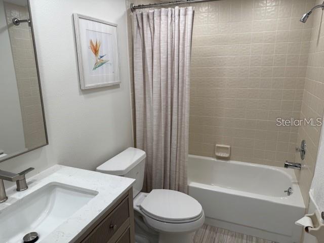 Image 16 of 23 For 6120 Country Club Way 207