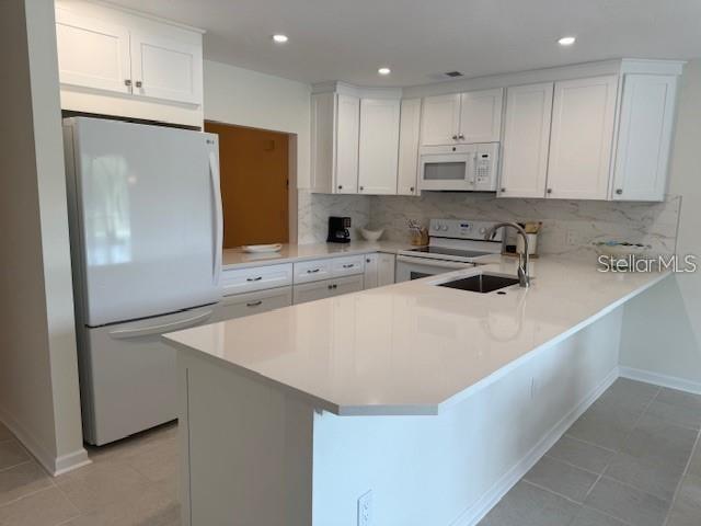 Image 9 of 23 For 6120 Country Club Way 207