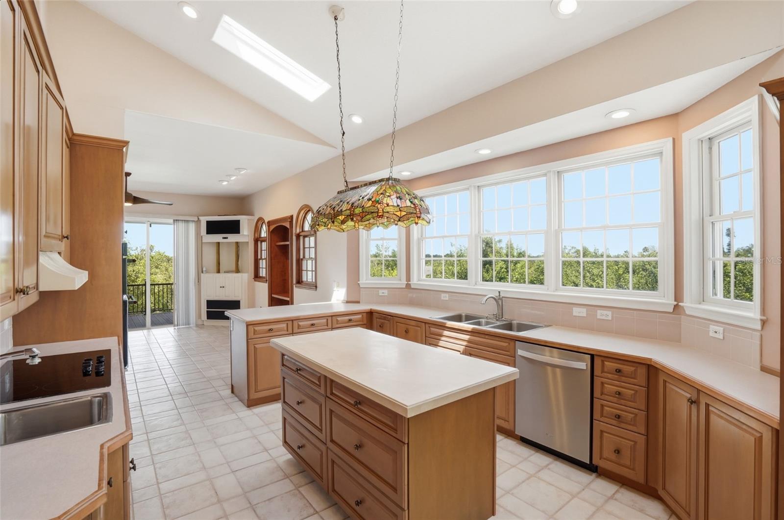 Image 13 of 48 For 455 Horseshoe Loop Road