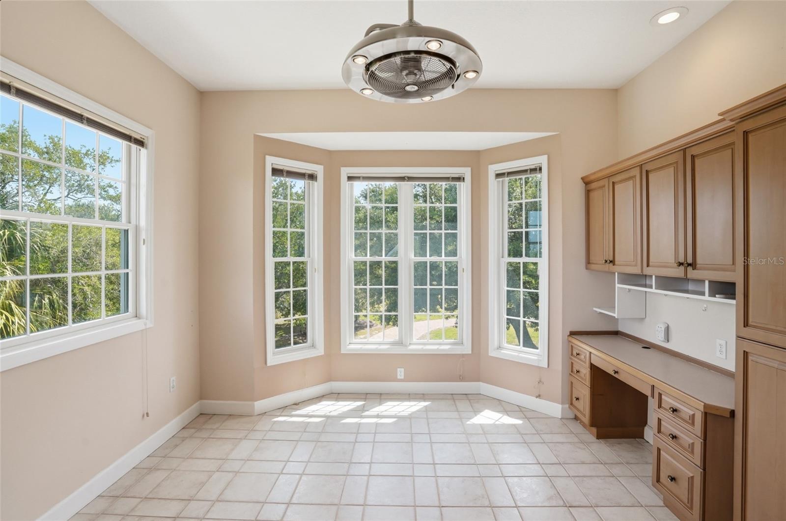 Image 15 of 48 For 455 Horseshoe Loop Road