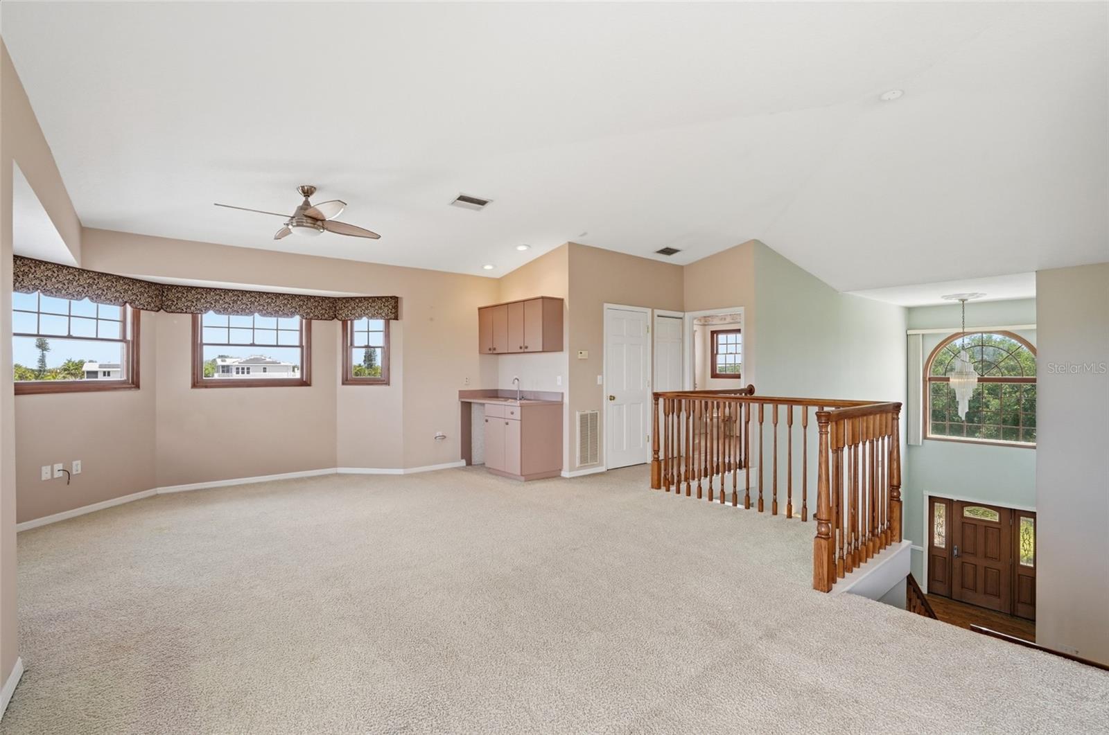 Image 22 of 48 For 455 Horseshoe Loop Road