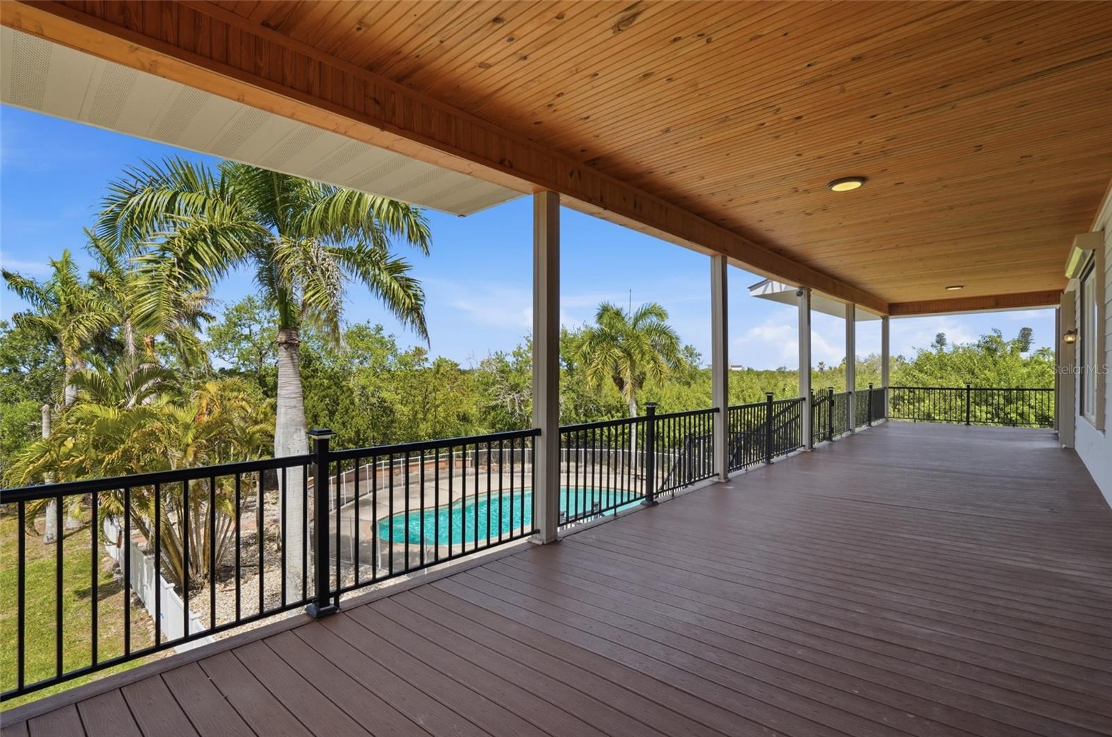 Image 29 of 48 For 455 Horseshoe Loop Road