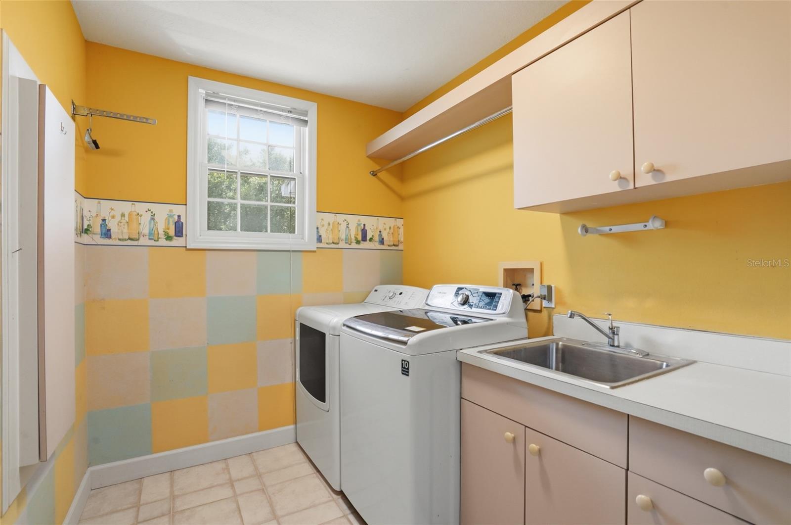 Image 37 of 48 For 455 Horseshoe Loop Road