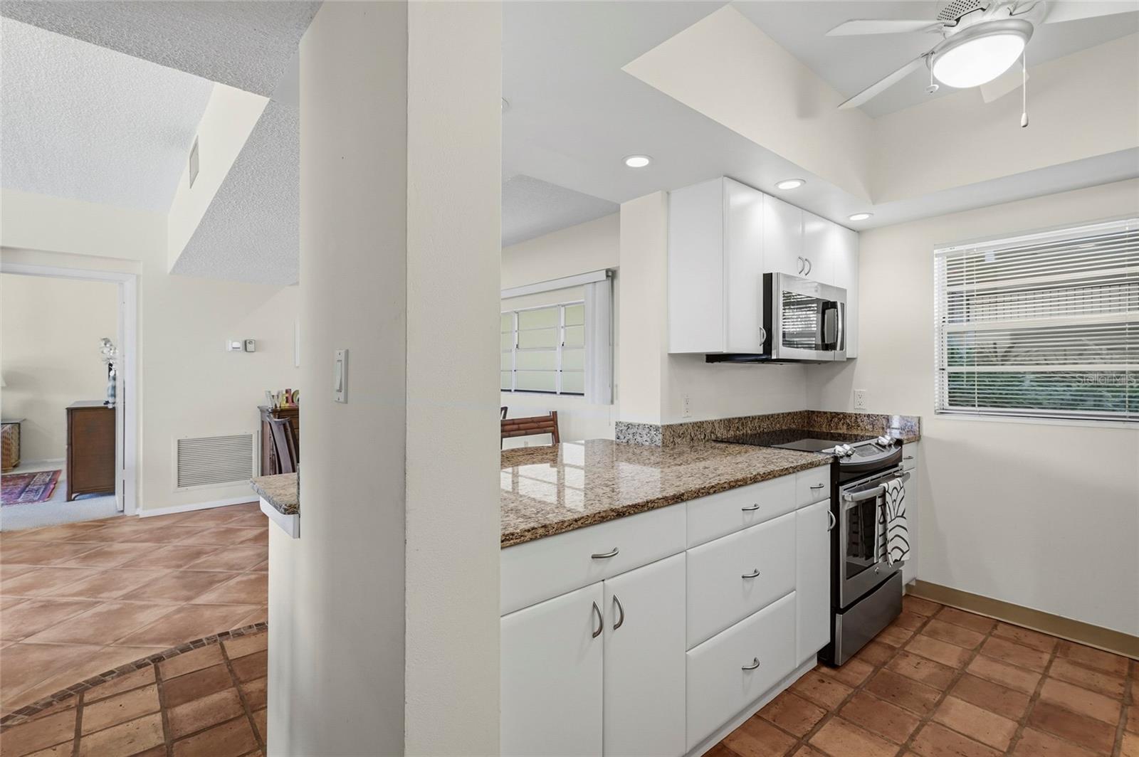 Image 20 of 58 For 3240 Gulf Of Mexico Drive B104