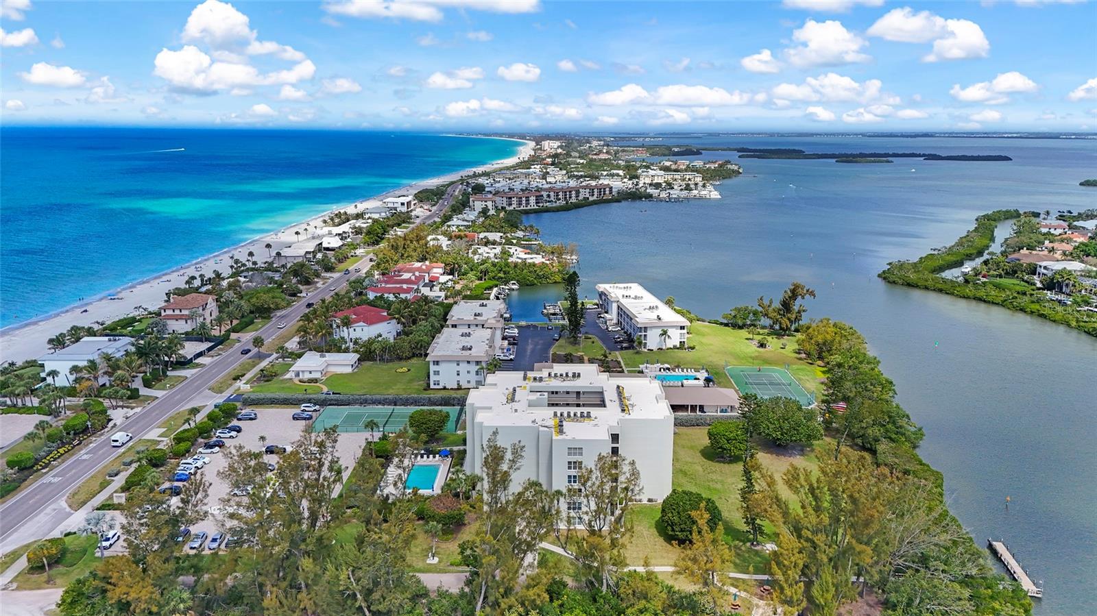 Image 43 of 58 For 3240 Gulf Of Mexico Drive B104